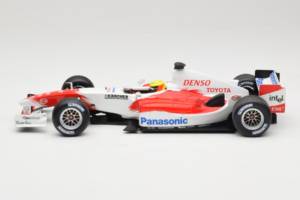Toyota TF105 #17 R. Schumacher Panasonic Toyota Racing Showcar 2005 Minichamps 1:18 100050087 Metall — Bild 3 von 7