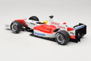 Toyota TF105 #17 R. Schumacher Panasonic Toyota Racing Showcar 2005 Minichamps 1:18 100050087 Metall — Bild 5 von 7