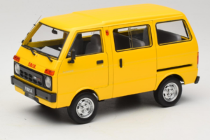 Toyota TJ110 Tianjin Huali Gelb OEM 1:18 TOYOTA014 Metall