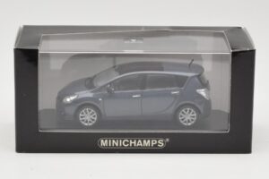 Toyota Verso Grey Metallic Minichamps 1:43 TOYOTA011 Metall — Bild 4 von 4