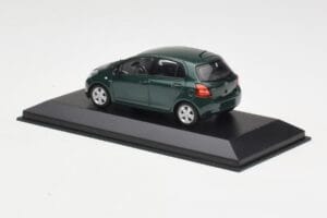 Toyota Yaris XP10 Oxford Green Minichamps 1:43 400166501 Metall — Bild 3 von 4