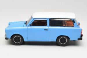 Trabant 601 Kombi Blau Sun Star 1:18 4272 Metall — Bild 4 von 8