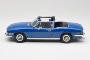 Triumph Stag Mk1 Sapphire Blue Revell 1:18 8815 Metall — Bild 4 von 8