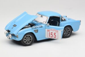 Triumph TR4 Rally Car Revell 1:18 8773 Metall — Bild 2 von 8