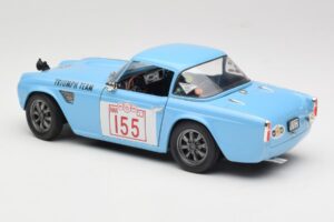 Triumph TR4 Rally Car Revell 1:18 8773 Metall — Bild 7 von 8