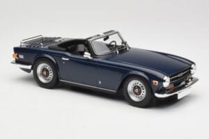 Triumph TR6 PI Dunkelblau Minichamps 1:18 155132032 Metall — Bild 4 von 6