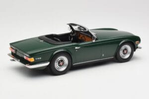 Triumph TR6 PI Dunkelgrün Minichamps 1:18 155132030 Metall — Bild 2 von 6
