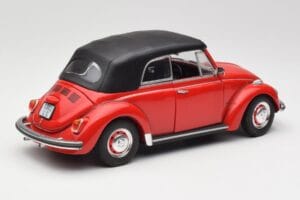 Volkswagen 1302 LS Cabriolet Rot Revell 1:18 08470 Metall — Bild 3 von 8