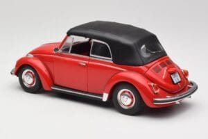 Volkswagen 1302 LS Cabriolet Rot Revell 1:18 08470 Metall — Bild 7 von 8