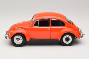 Volkswagen Beetle Orange Gremlins Movie Greenlight 1:18 12985 Metall — Bild 4 von 8