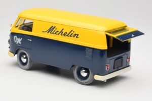 Volkswagen T1 Combi Michelin Schwarz & Gelb Solido 1:18 9406 Metall — Bild 5 von 8