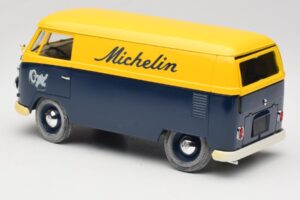 Volkswagen T1 Combi Michelin Schwarz & Gelb Solido 1:18 9406 Metall — Bild 7 von 8