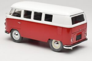 Volkswagen Combi T1 Rot & Weiß Solido 1:18 8031 Metall — Bild 7 von 8