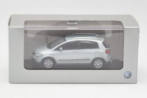 Volkswagen Cross Golf Mk5 Silber Minichamps 1:43 GOLF003 Metall — Bild 4 von 4