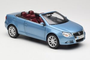 Volkswagen Eos Blau Norev 1:18 188422 Metall — Bild 6 von 8