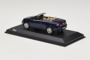 Volkswagen Eos Cabriolet Blau Minichamps 1:43 1F0099300D5Q Metall — Bild 3 von 5