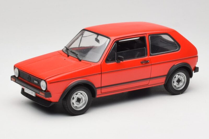 Volkswagen Golf GTI Mk1 Rot Solido 1:18 8166 Metall