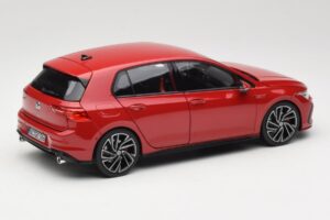 Volkswagen Golf GTI Mk8 Tornado Red Norev 1:18 188595 Metall — Bild 3 von 8