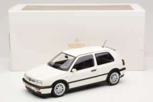 Volkswagen Golf Mk3 GTI Candy White Norev 1:18 188508 Metall — Bild 8 von 8