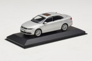 Volkswagen Jetta Mk6 Silber Minichamps 1:43 JETTA002 Metall — Bild 2 von 4