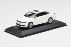 Volkswagen Jetta Mk6 Weiß Minichamps 1:43 JETTA003 Metall — Bild 2 von 4