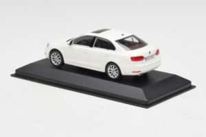 Volkswagen Jetta Mk6 Weiß Minichamps 1:43 JETTA003 Metall — Bild 3 von 4
