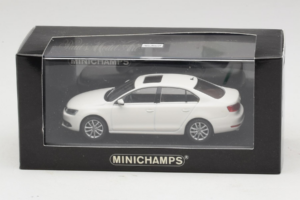 Volkswagen Jetta Mk6 Weiß Minichamps 1:43 JETTA003 Metall — Bild 4 von 4