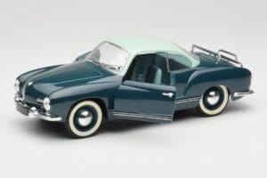 Volkswagen Karmann Ghia Blau Solido 1:18 8061 Metall — Bild 2 von 8