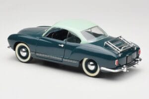 Volkswagen Karmann Ghia Blau Solido 1:18 8061 Metall — Bild 7 von 8