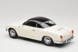 Volkswagen Karmann Ghia Creme Schwarz Minichamps 1:18 155054021 Metall — Bild 5 von 6