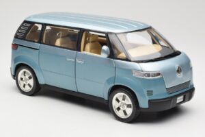 Volkswagen Microbus Concept Hellgrün Revell 1:18 08444 Metall — Bild 6 von 8