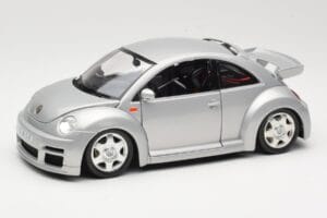 Volkswagen New Beetle RSi Silber Bburago 1:18 3306 Metall