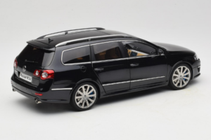 Volkswagen Passat B6 R36 Variant Schwarz NZG 1:18 KF044-4A Metall — Bild 3 von 8