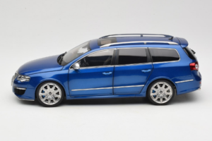 Volkswagen Passat B6 R36 Variant Blau NZG 1:18 KF044 Metall — Bild 5 von 9