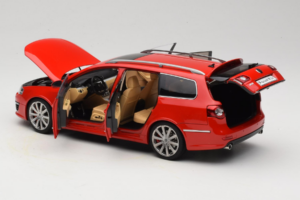 Volkswagen Passat B6 R36 Variant Rot NZG 1:18 KF044-5 Metall — Bild 5 von 8