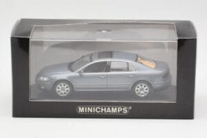 Volkswagen Phaeton 3D Grau Minichamps 1:43 3D0099300GPR7Q Metall — Bild 4 von 4