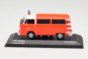 Volkswagen T2 Bus Feuerwehr Frankfurt Minichamps 1:43 400053091 Metall