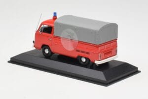 Volkswagen T2 Pritschenwagen Feuerwehr Dortmund Minichamps 1:43 400053290 Metall — Bild 3 von 4