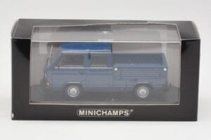 Volkswagen T3 Doppelkabine Pritschenwagen Blau Minichamps 1:43 400055260 Metall — Bild 4 von 4