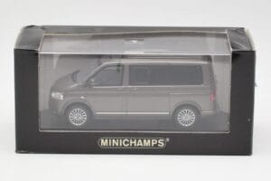 Volkswagen T5 Bus Bronze Metallic Minichamps 1:43 4039378412203 Metall — Bild 4 von 4