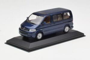 Volkswagen T5 Bus Shadow Blue Minichamps 1:43 842902102 Metall — Bild 2 von 4