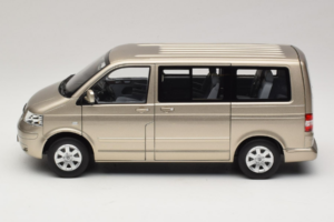 Volkswagen T5 Multivan Beige Metallic Norev 1:18 188602 Metall — Bild 3 von 8