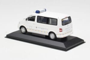 Volkswagen T5 Multivan Bundeswehr Notarzt Prototyp Minichamps 1:43 400052291-P1 Metall — Bild 3 von 4