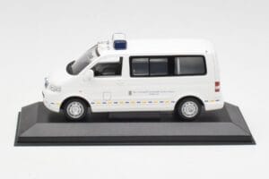 Volkswagen T5 Multivan Bundeswehr Notarzt Prototyp Minichamps 1:43 400052291-P1 Metall