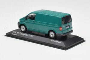 Volkswagen T5 Transporter Grün Minichamps 1:43 400052261 Metall — Bild 3 von 4