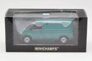 Volkswagen T5 Transporter Grün Minichamps 1:43 400052261 Metall — Bild 4 von 4