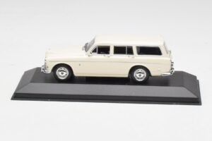 Volvo 121 Amazon Estate Weiß Minichamps 1:43 430171010 Metall