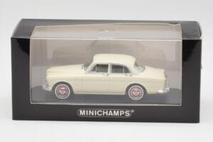 Volvo 121 Amazon Weiß Minichamps 1:43 430171040 Metall — Bild 4 von 4