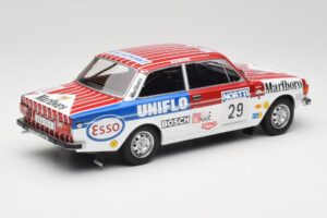 Volvo 142 #29 M. Alen / I. Kivimaki Rally 1000 Lakes 1973 MCG 1:18 MCG18528R Metall — Bild 2 von 6
