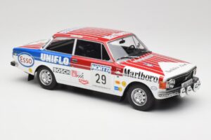 Volvo 142 #29 M. Alen / I. Kivimaki Rally 1000 Lakes 1973 MCG 1:18 MCG18528R Metall — Bild 4 von 6